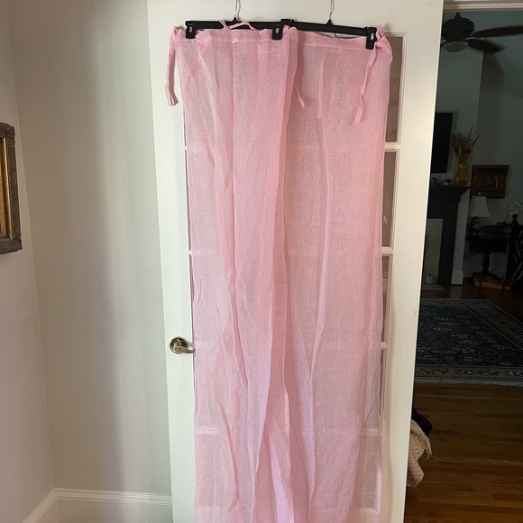 Pottery Barn Kids- 2 Pink 100% linen drapes - Picture 3 of 3